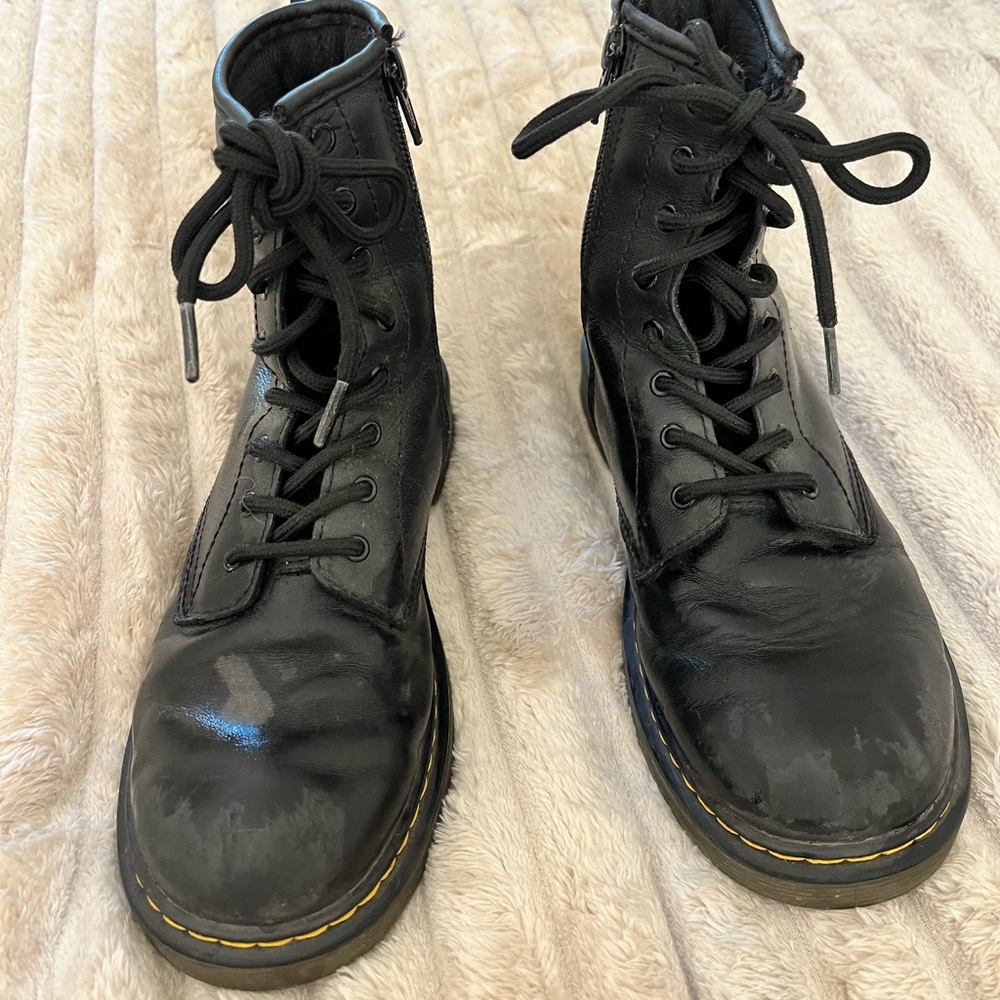 Dr. Martens Kids Black Lace-Up Boots